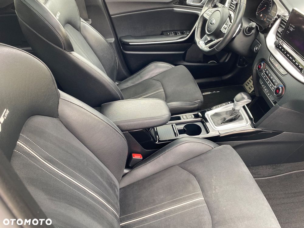 Kia Ceed 1.5 T-GDI DCT7 OPF GT Line - 31