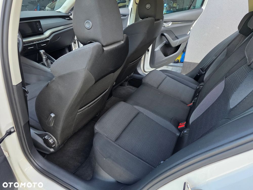 Skoda Octavia 1.0 TSI Ambition - 14