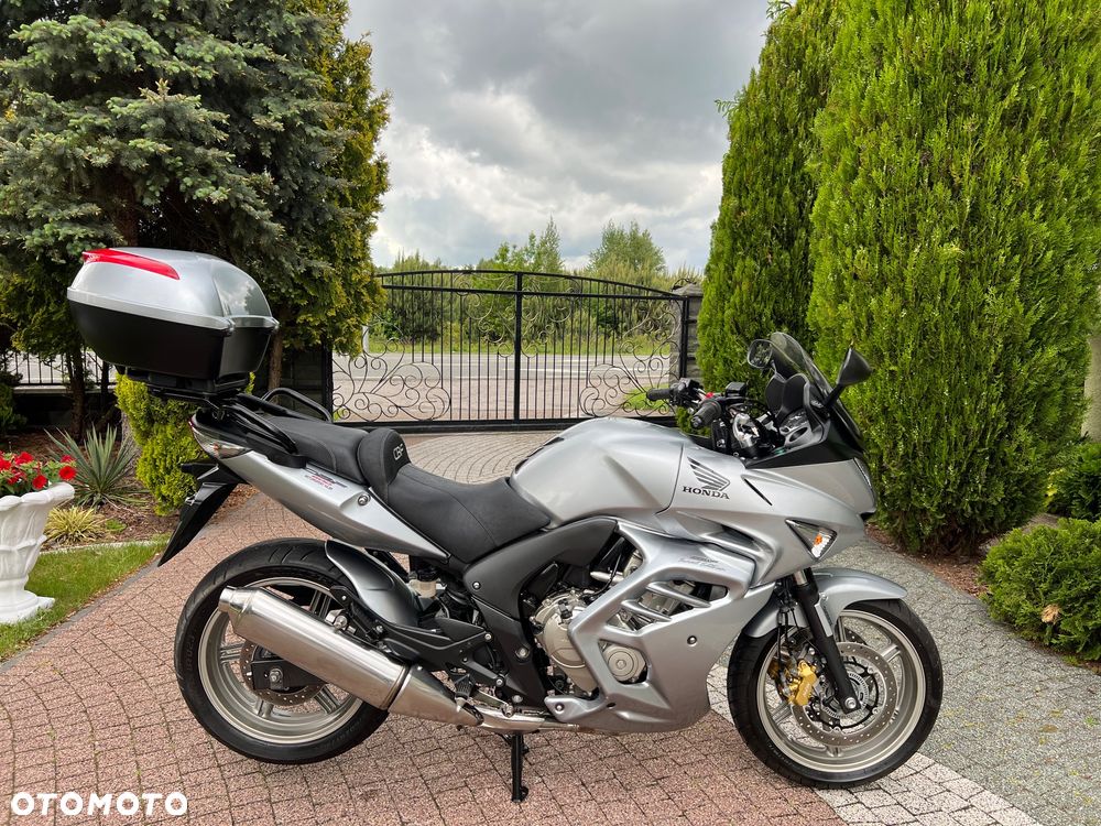 Honda CBF - 6