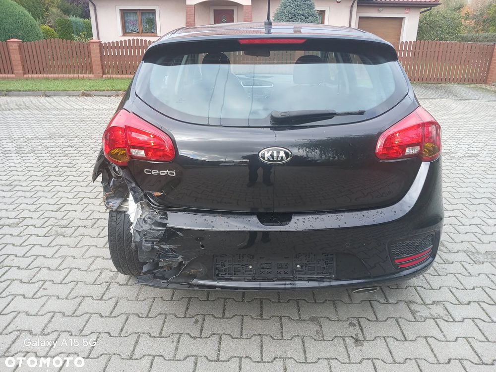 Kia Ceed - 7