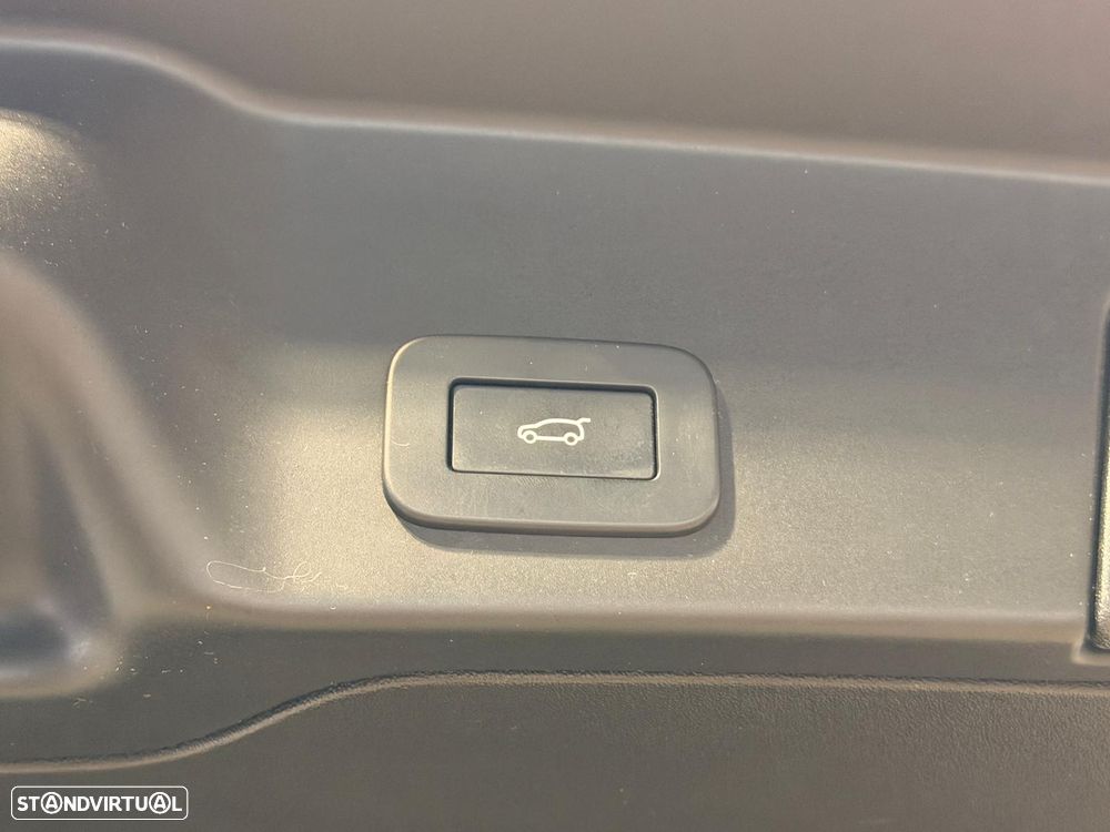 Land Rover Range Rover Evoque 1.5 P300e AWD S Auto - 37