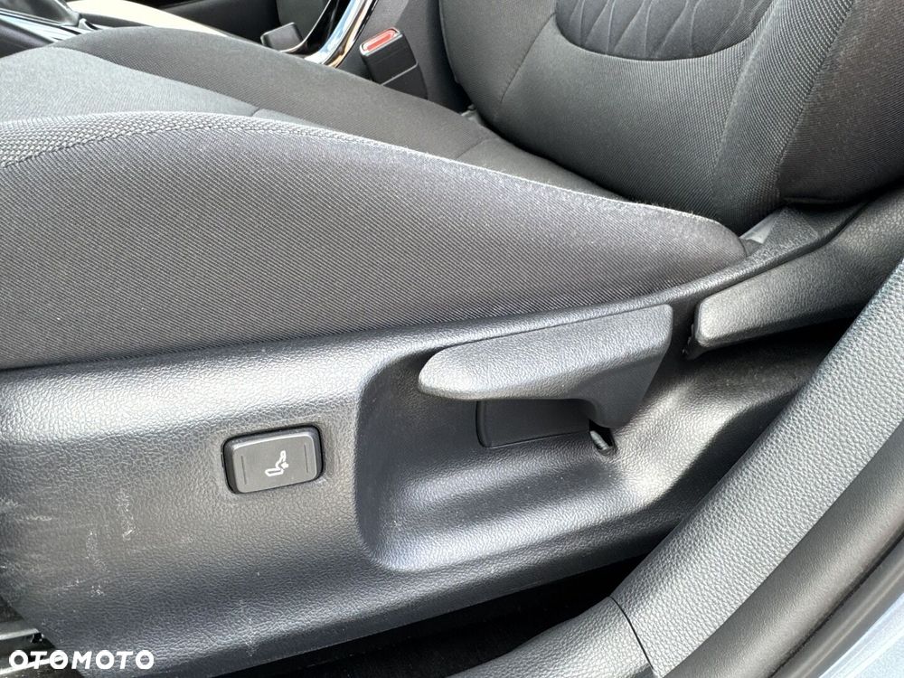Toyota Corolla 1.8 Hybrid Comfort - 27