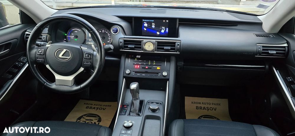 Lexus Seria IS 300h Executive Plus - 5