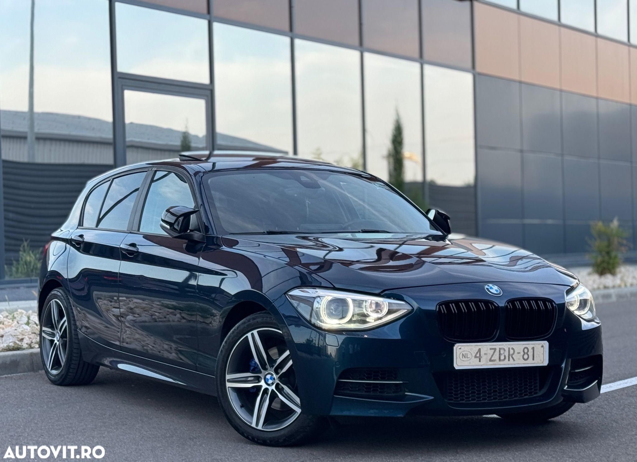 BMW Seria 1 120d Sport-Aut. Sport Line - 1