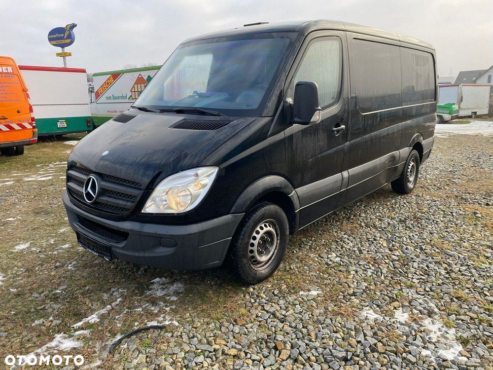Mercedes-Benz Sprinter - 2