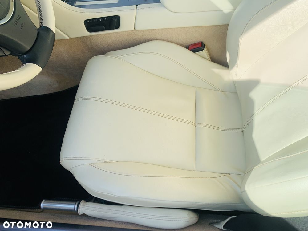 Aston Martin DB9 Touchtronic Sport - 13