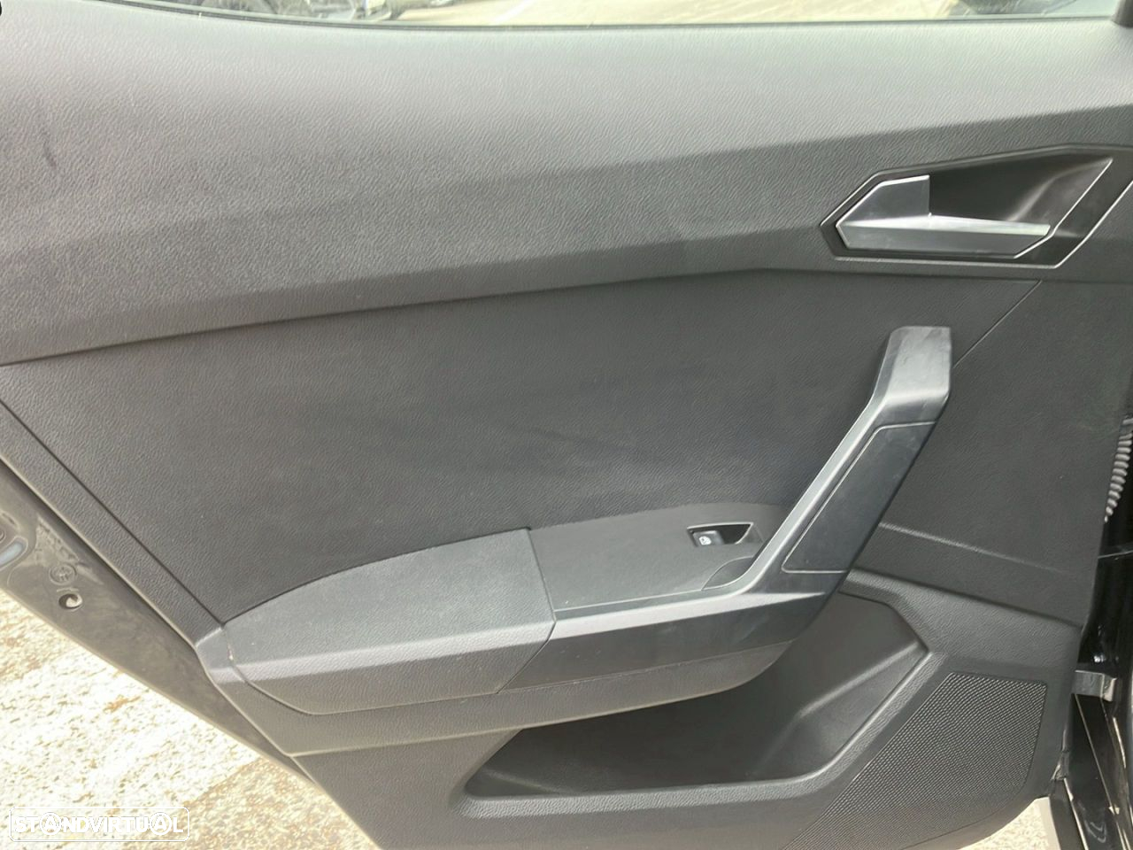 SEAT Arona 1.0 TSI Style DSG - 23