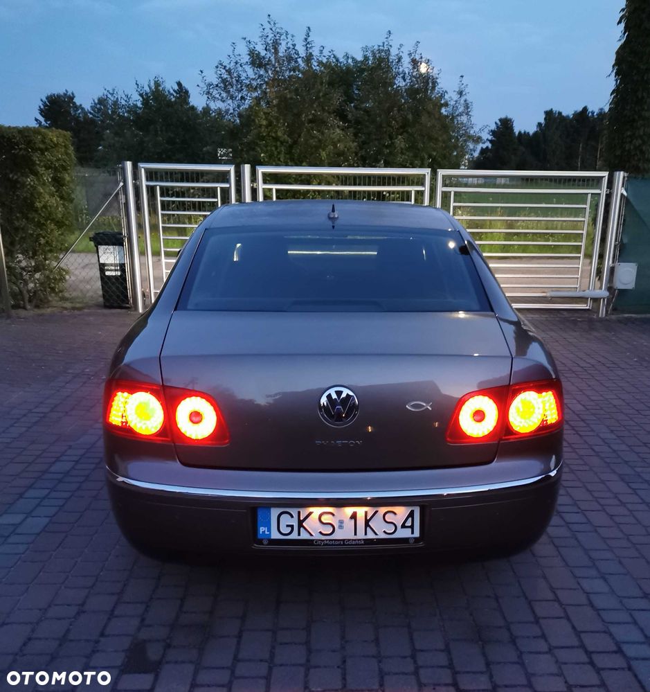 Volkswagen Phaeton - 6