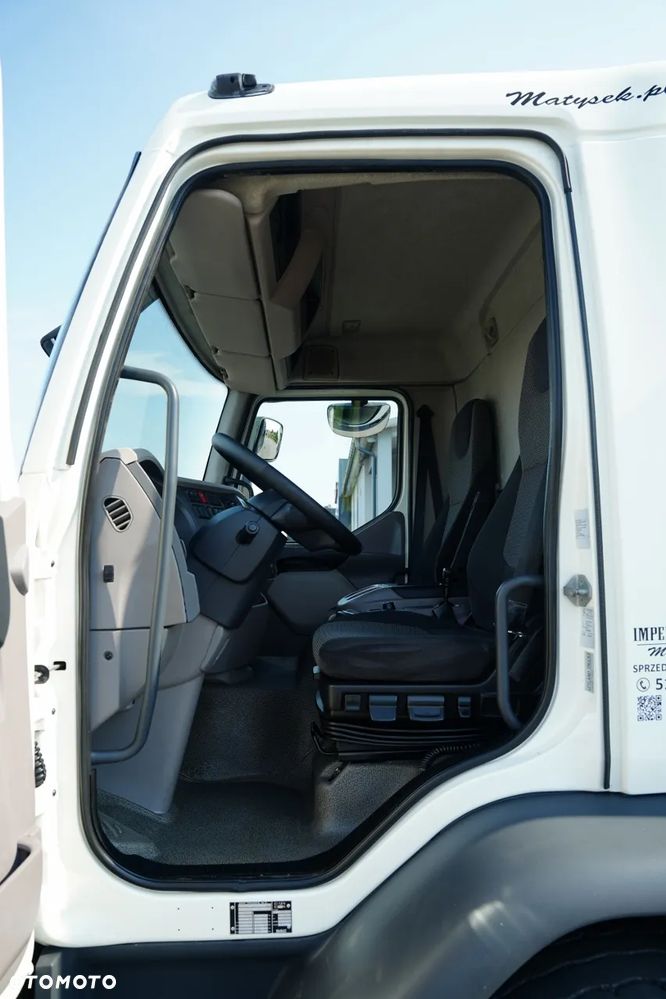 DAF LF 250 / 4x2 / SKRZYNIOWY 7,3 m / HDS HYVA HB150XE3 / MAX WYSÓW: 10,06 M / MOCNA PODŁOGA / ROTATOR / PILOT / EURO 6 - 23