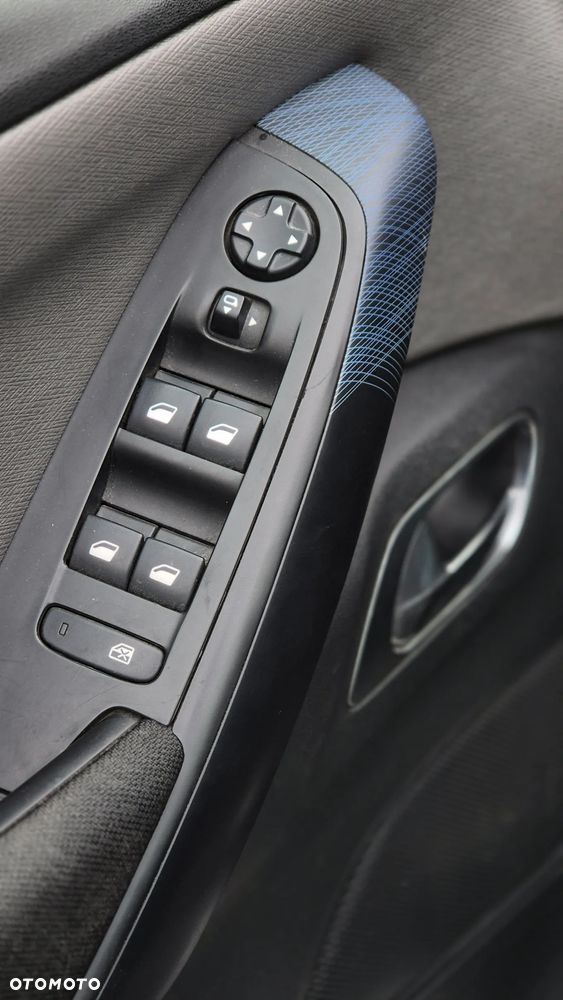 Citroën C4 Picasso 1.6 BlueHDi MoreLife S&S - 24