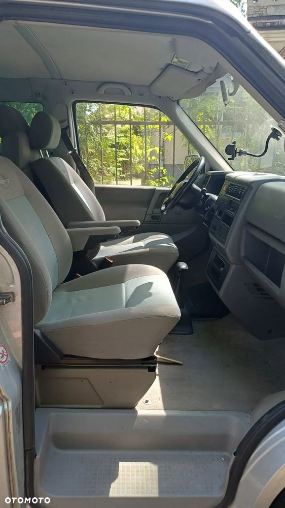 Volkswagen Multivan - 6