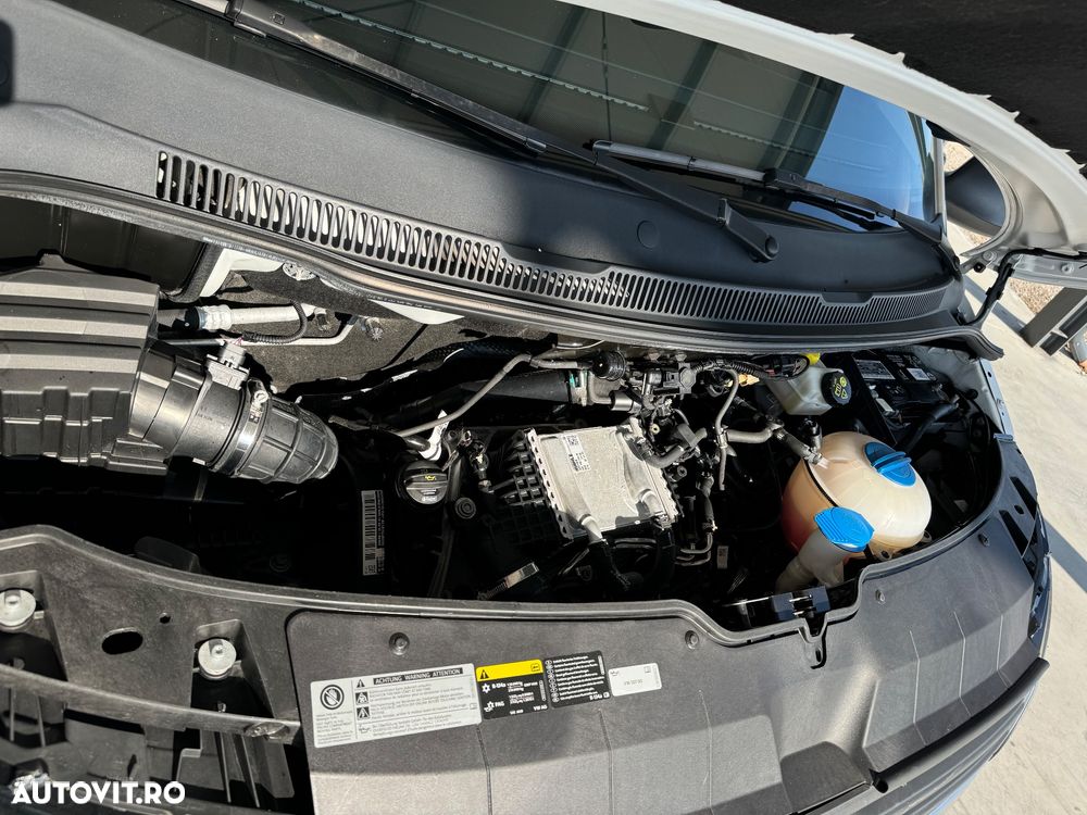 Volkswagen Transporter T6.1 - 25