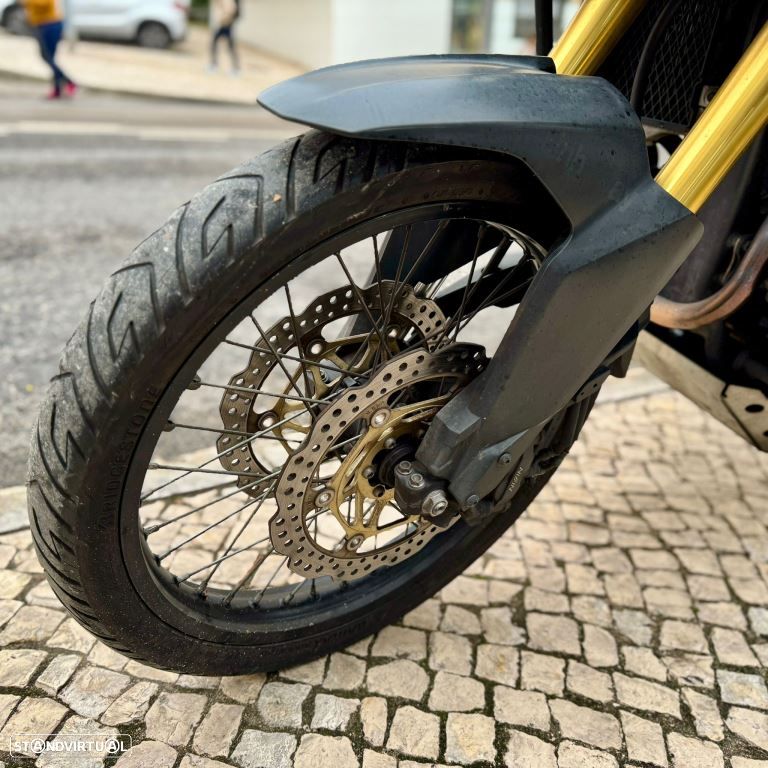 Honda Africa Twin CRF 1000 - 12