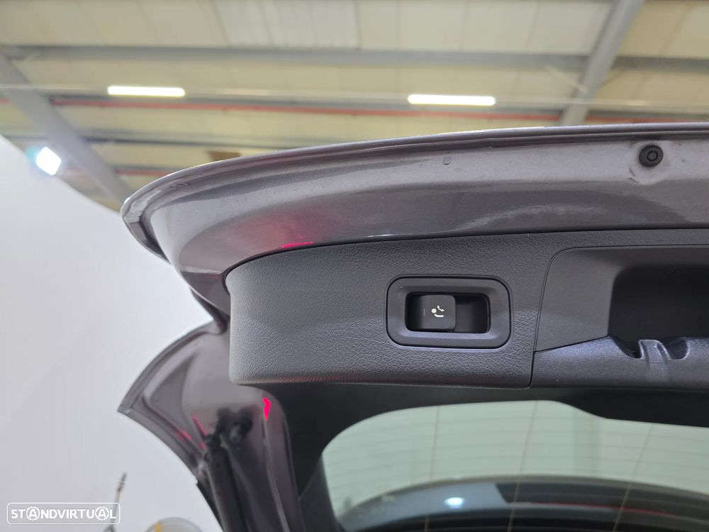 Mercedes-Benz EQA 250 AMG Line - 14