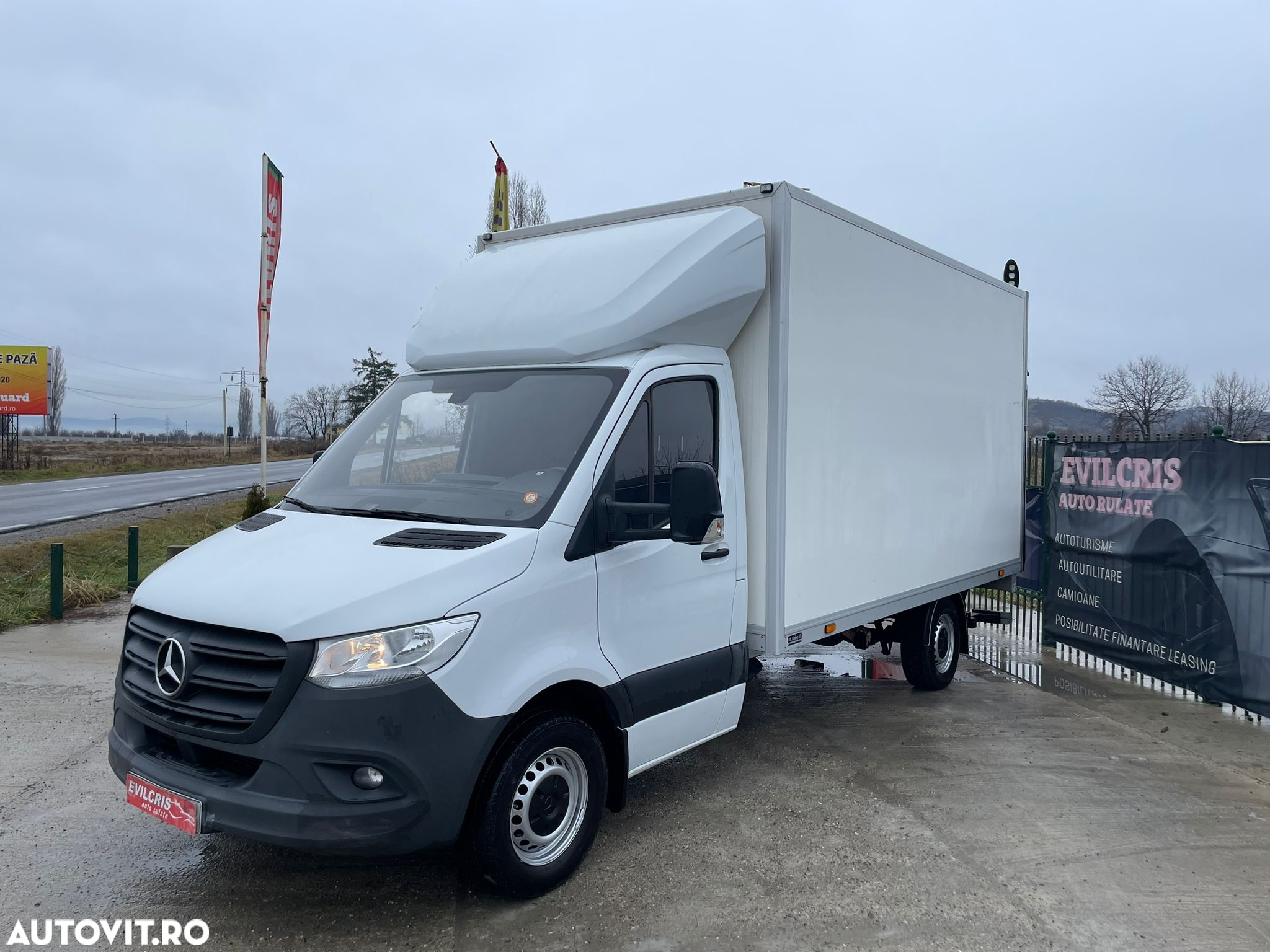 Mercedes-Benz Sprinter 319 CDI 3.0 D AUTOMAT LIFT 8 EUROPALETI - 34