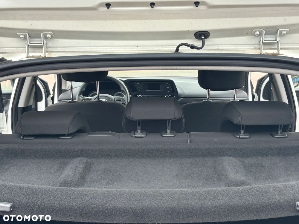 Hyundai i20 blue 1.2 Select - 15