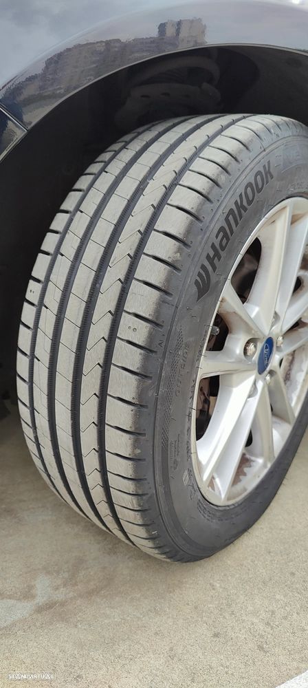Ford Focus SW 1.0 EcoBoost S&S ST-LINE - 8