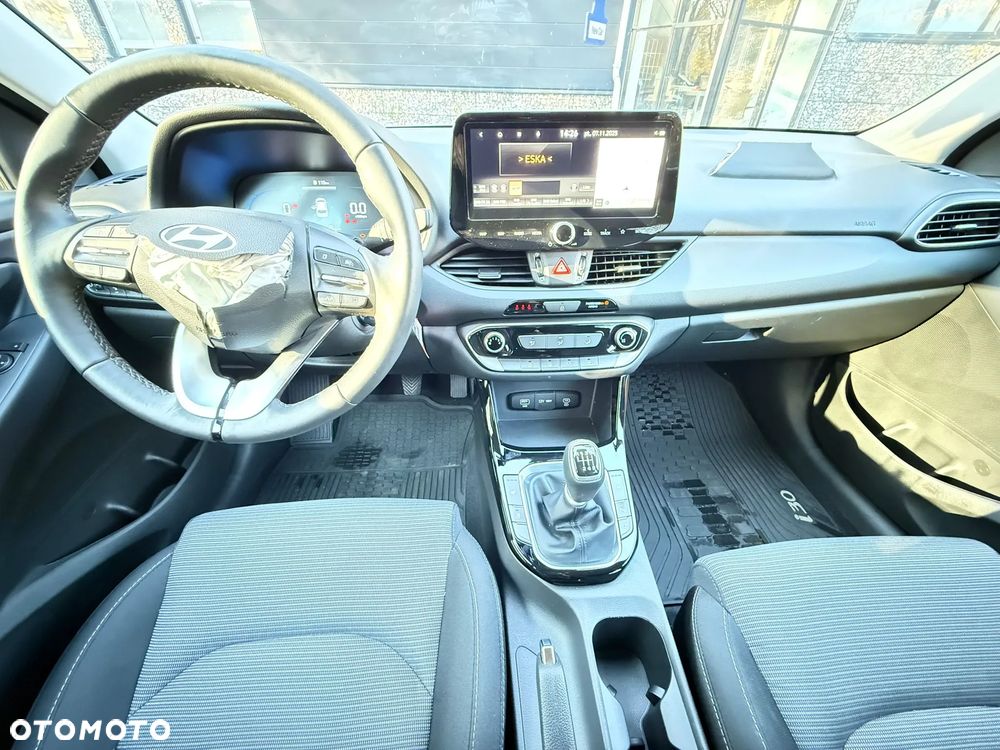 Hyundai i30 1.5 DPI Pure - 11