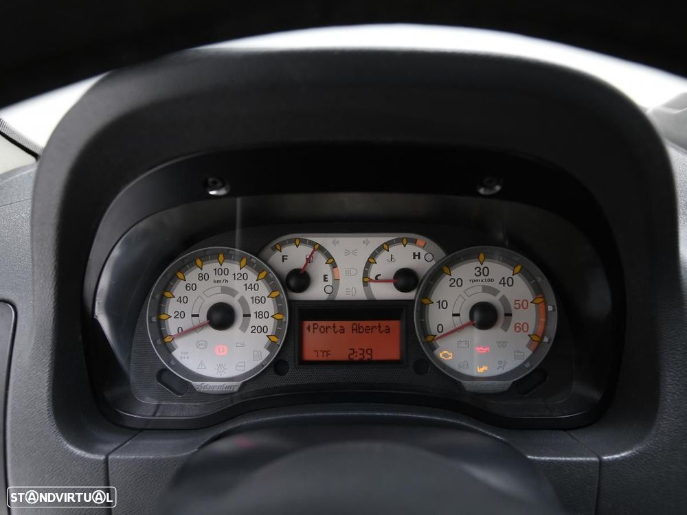 Fiat Strada ADVENTURE - 14