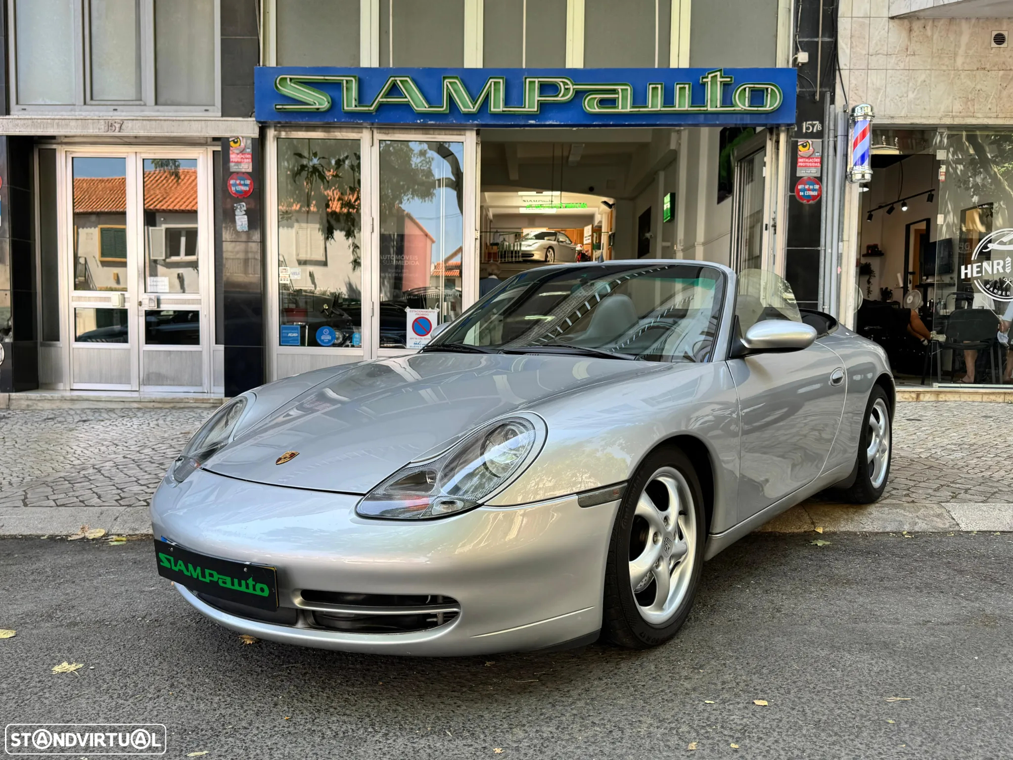 Porsche 911 (996) Carrera Cabrio - 3