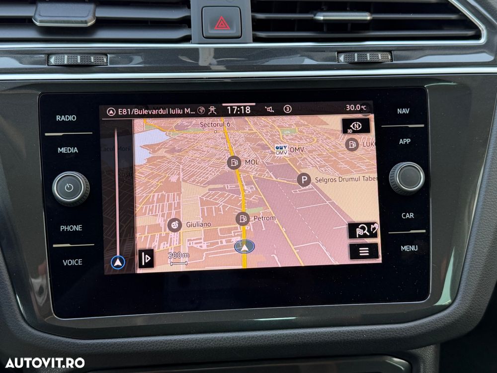 Volkswagen Tiguan - 23