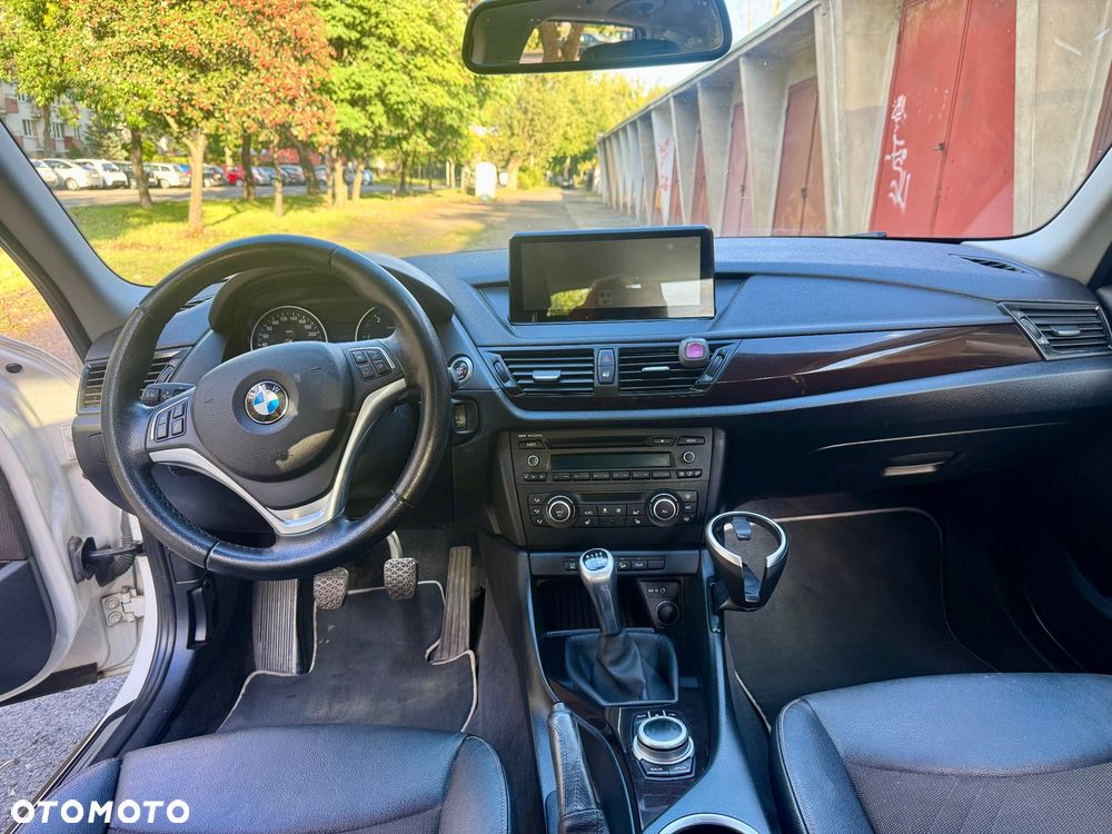 BMW X1 xDrive20d - 11
