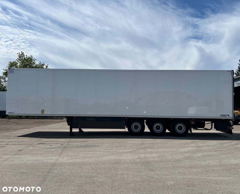 Schmitz Cargobull SCB*S3B - 8