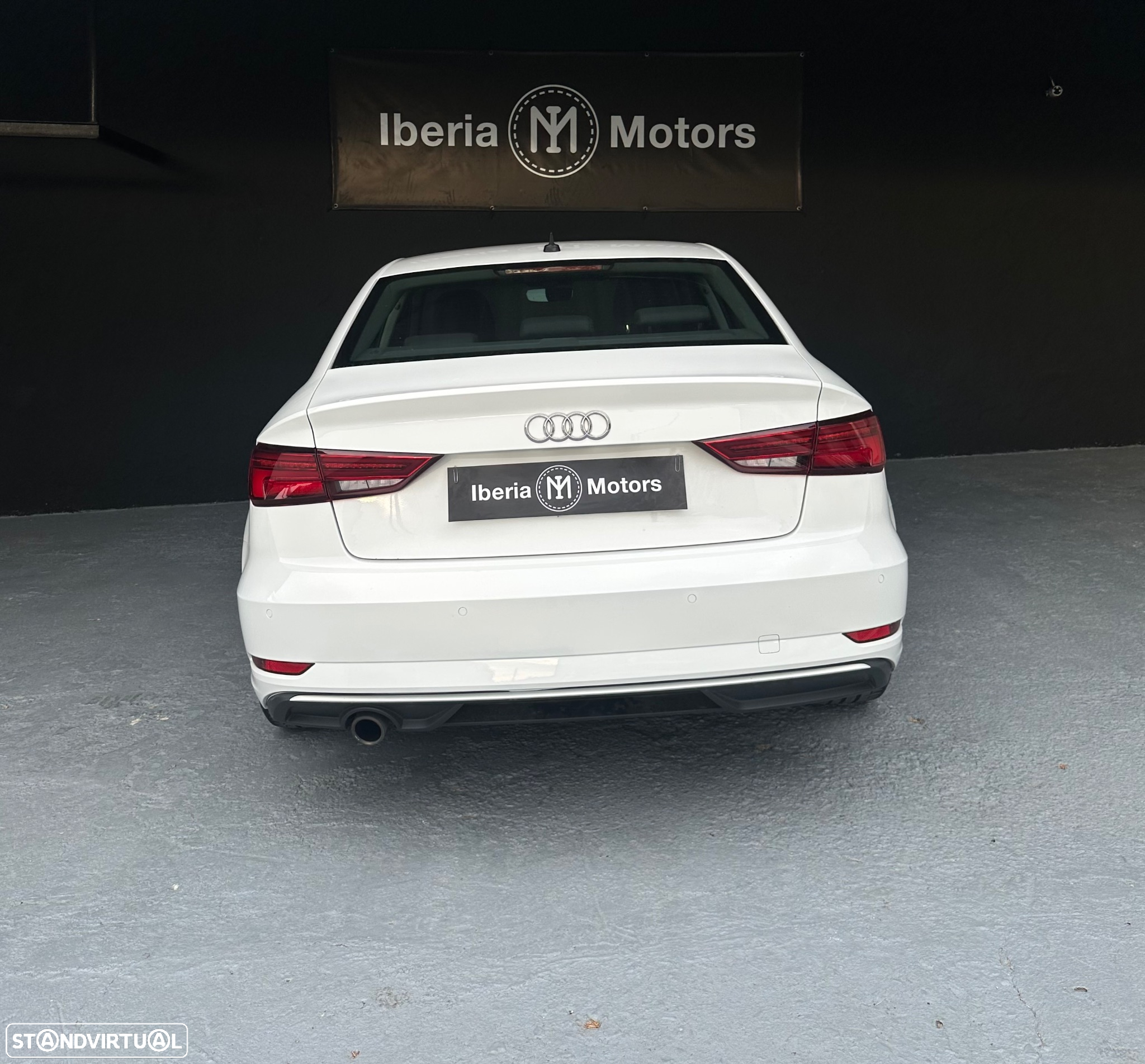 Audi A3 Limousine 30 TFSI Design - 8