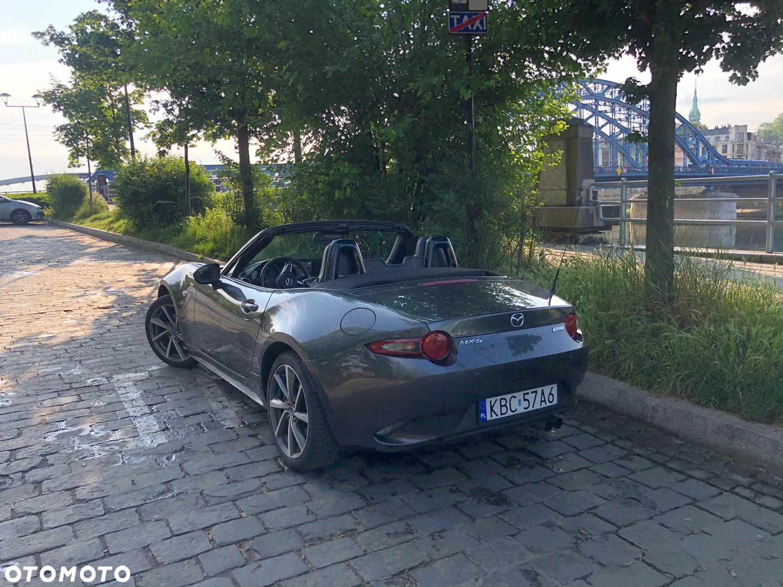 Mazda MX-5 SKYACTIV-G 2.0 ADVANTAGE DESIGN - 24
