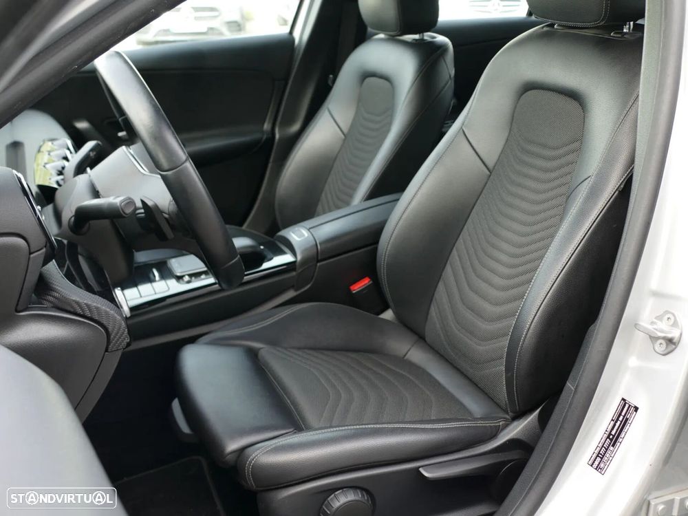 Mercedes-Benz A 250 Limousine e Style Plus - 23
