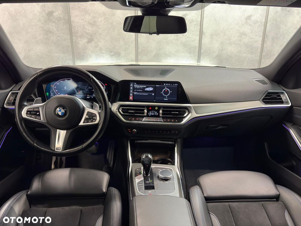 BMW Seria 3 330i xDrive M Sport sport - 25