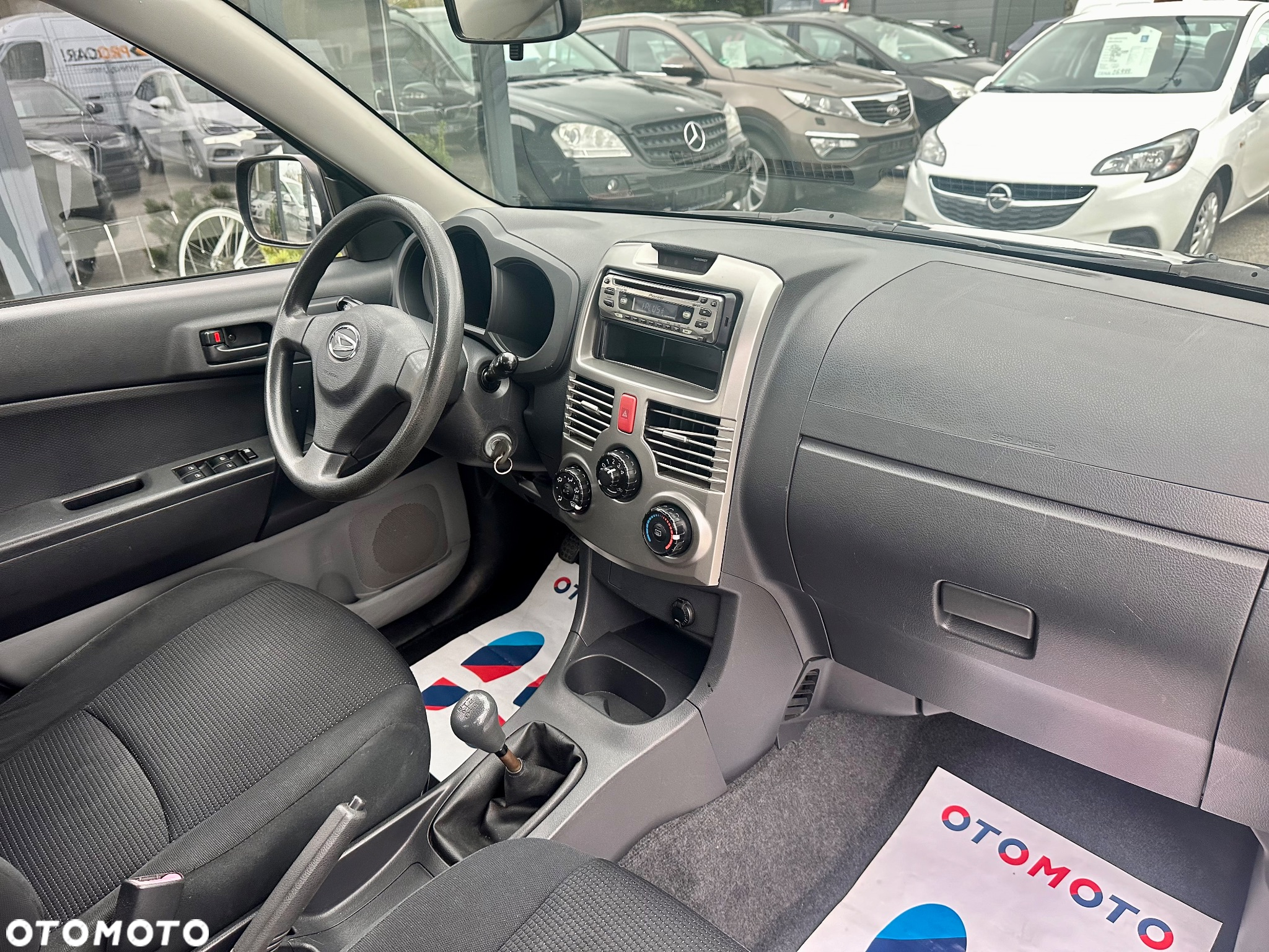 Daihatsu Terios 2WD Top - 19