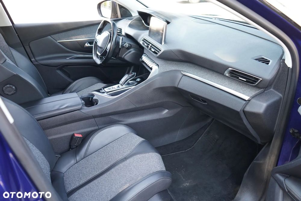 Peugeot 3008 PureTech 130 Stop & Start GPF EAT8 Allure Business-Paket - 21