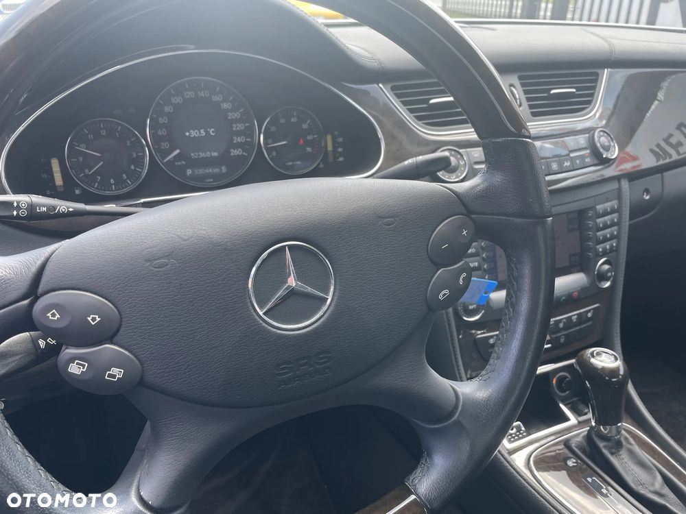Mercedes-Benz CLS 500 - 15