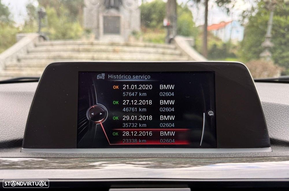 BMW 320 d Touring EfficientDynamics - 16