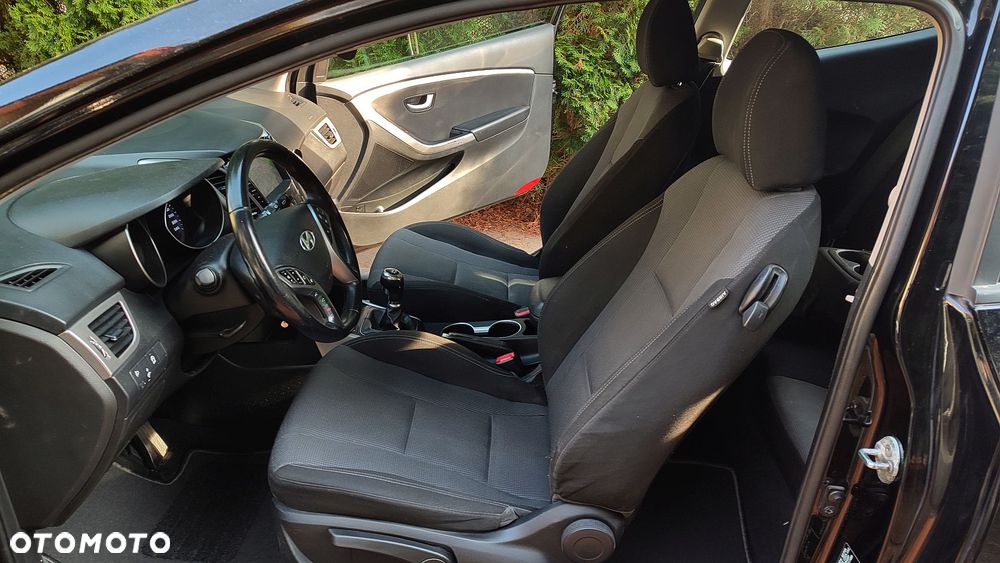 Hyundai i30 1.6 CRDi Premium - 26