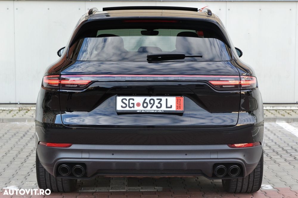 Porsche Cayenne Tiptronic S - 11