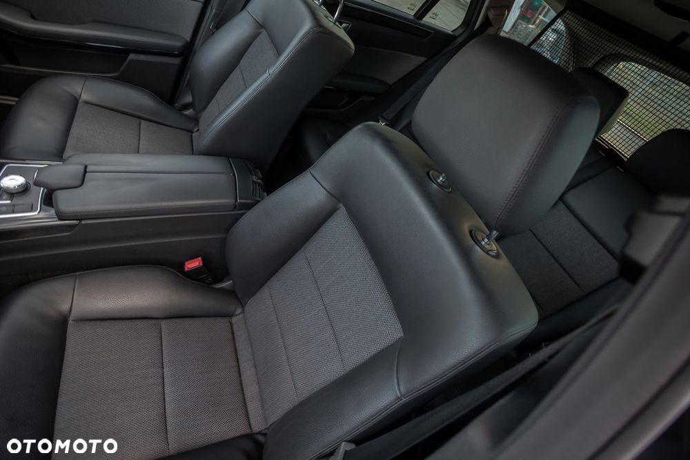 Mercedes-Benz Klasa E 220 CDI DPF BlueEFFICIENCY 7G-TRONIC Avantgarde - 20