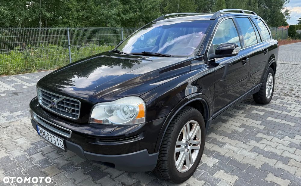 Volvo XC 90 4.4 V8 AWD Momentum - 1