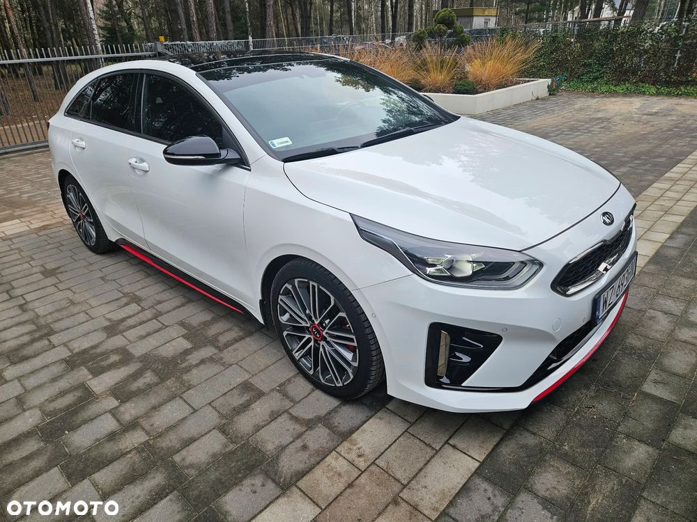 Kia ProCeed 1.6 T-GDI GT DCT - 9