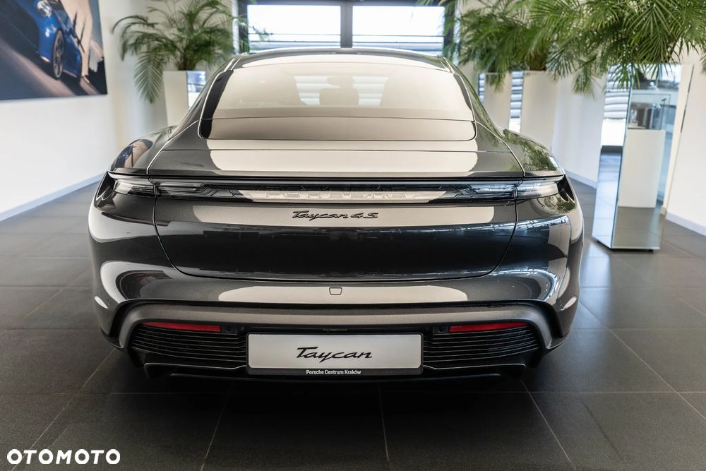 Porsche Taycan 105kWh 4S Black Edition - 5