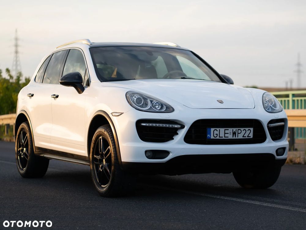 Porsche Cayenne - 2