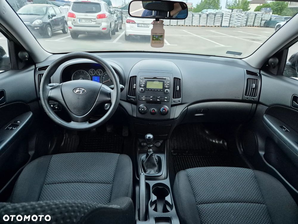 Hyundai i30 1.4 Base - 8