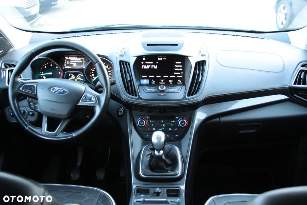 Ford Kuga 2.0 TDCi 2x4 Vignale - 12