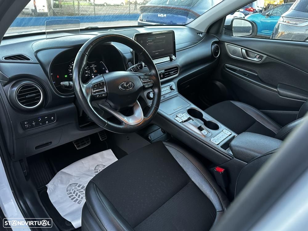 Hyundai Kauai Premium - 22