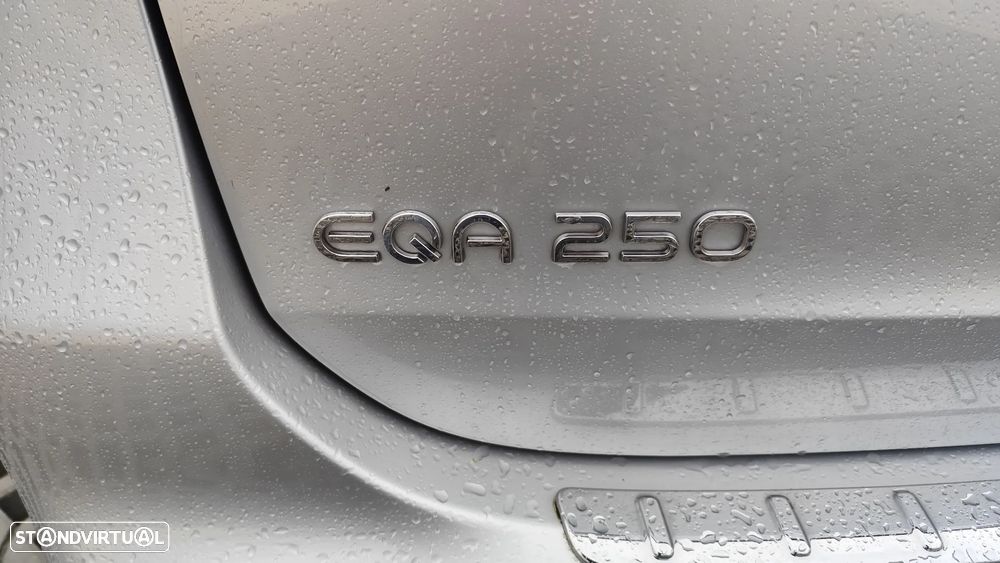 Mercedes-Benz EQA 250 - 16