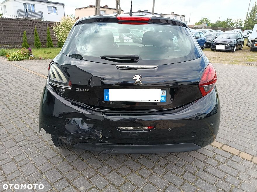 Peugeot 208 - 6