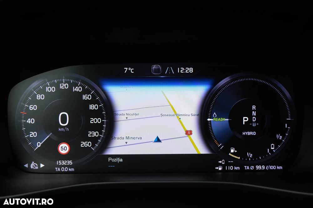 Volvo XC 40 T5 Recharge DKG Essential - 6