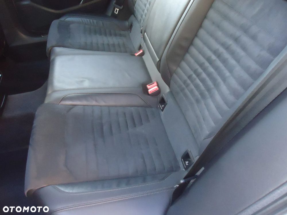 Volkswagen Passat 1.5 TSI EVO Highline DSG - 12
