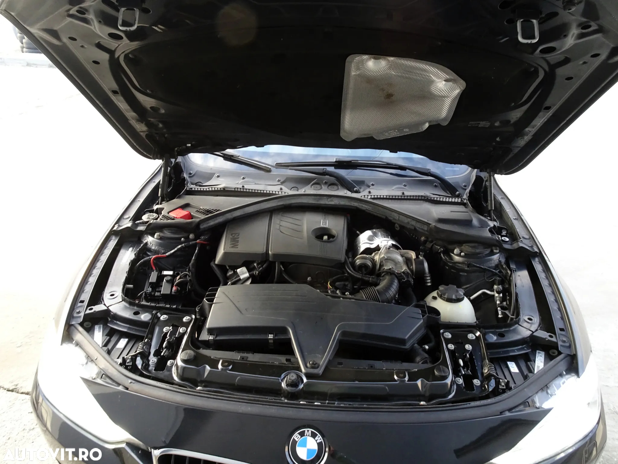 BMW Seria 3 320i Efficient Dynamics Edition Sport Line - 24
